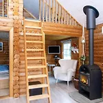 4 Person In Hovborg-by Traum